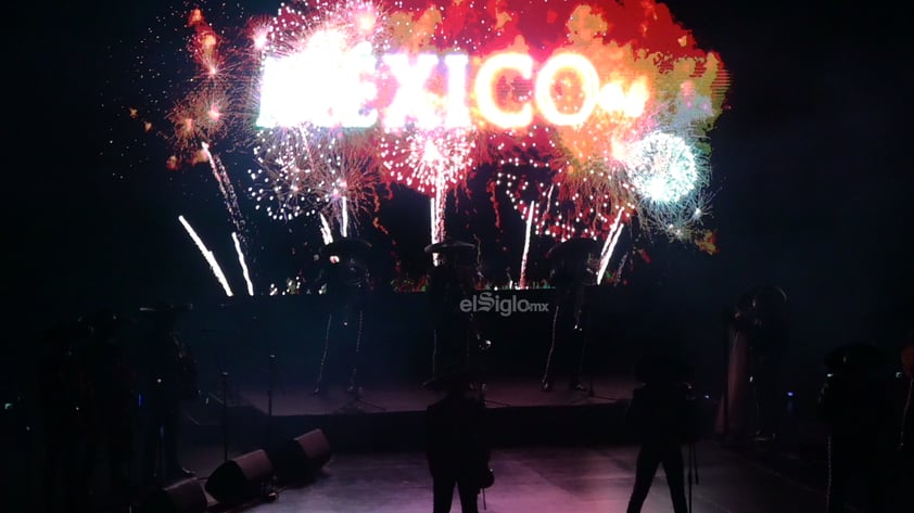 TEATRO NAZAS MARIACHI VARGAS DE TECALITLÁN