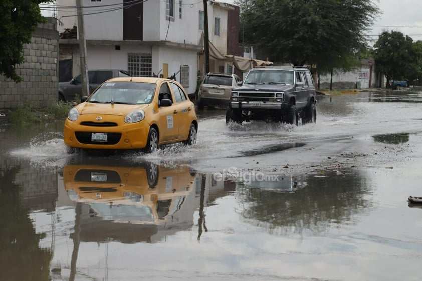 Lluvias alcanzan los 59.8 milímetros; atienden sectores anegados en Torreón