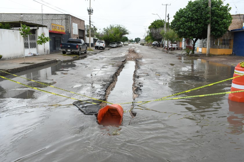 Aumentan baches en calles de Torreón