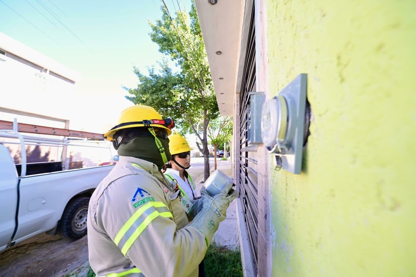 Realiza CFE operativo en Villa Jardín