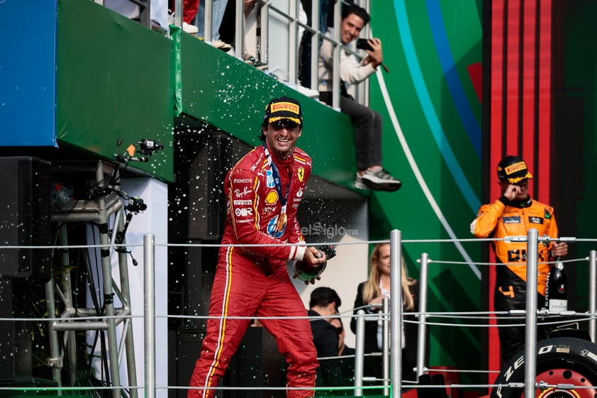 Carlos Sainz conquista el Gran Premio de México; 'Checo' Pérez queda en decimoquinto