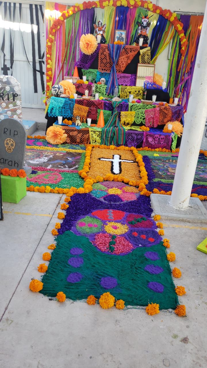 Con altares y festivales, escuelas laguneras celebran el Día de Muertos