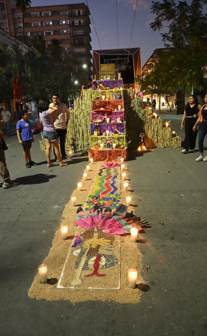 FESTIVAL DE DIA DE MUERTOS TREVIÑO