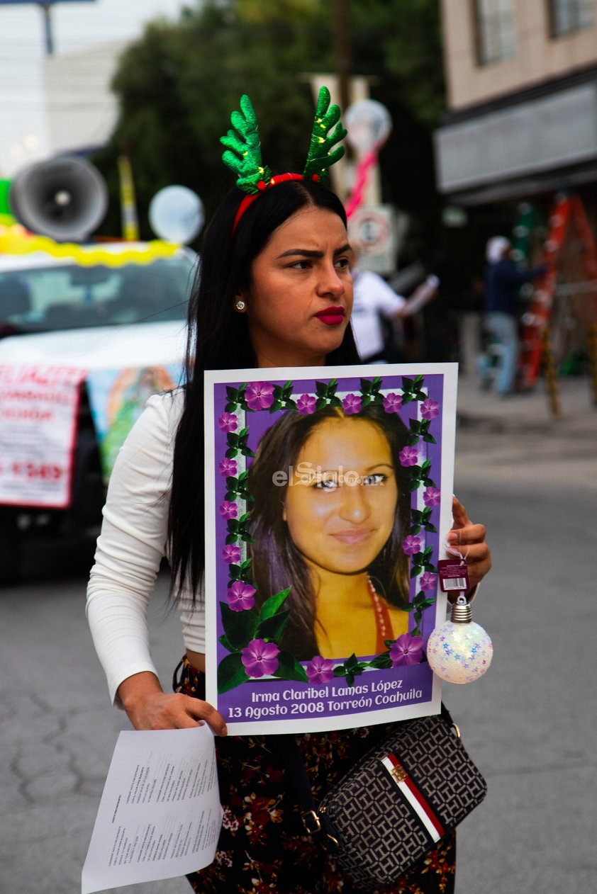 Familiares de desaparecidos peregrinan en Torreón como muestra de fe a la Virgen de Guadalupe