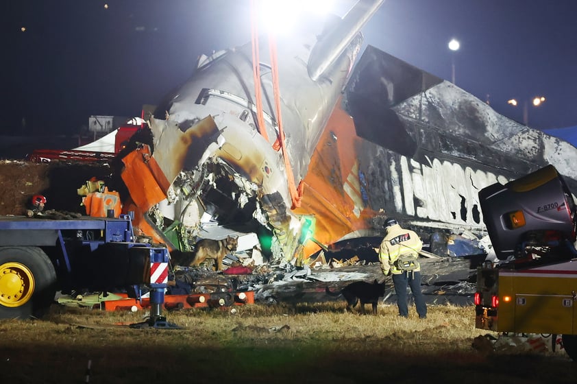 Fatal accidente aéreo cobra decenas de vidas en Corea del Sur