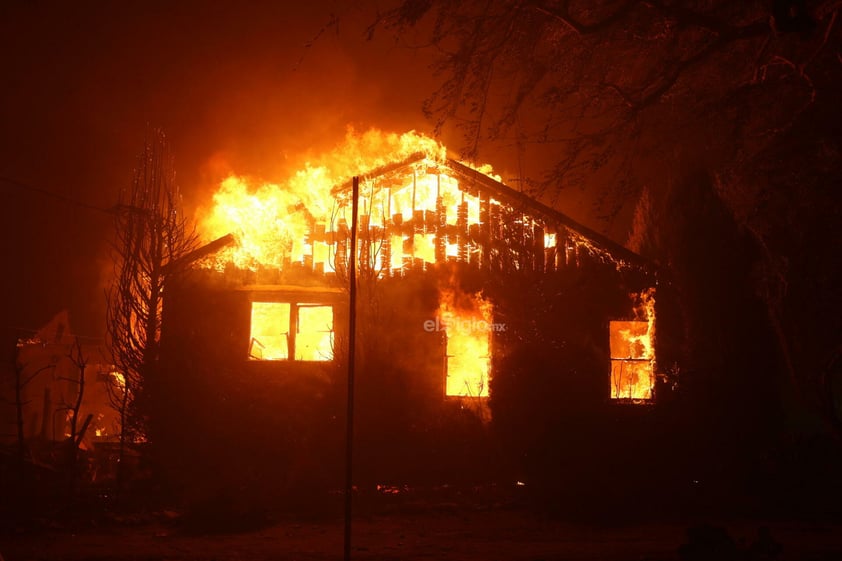 Incendio forestal en Pacific Palisades en Los Ángeles