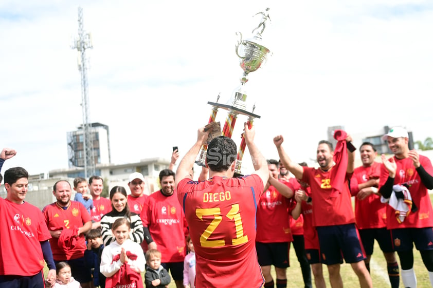 Parque España se corona campeón de la Liga Matías Román en Veteranos