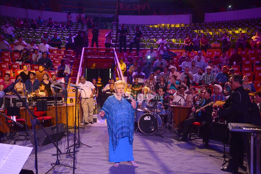 Paquita la del Barrio en La Laguna