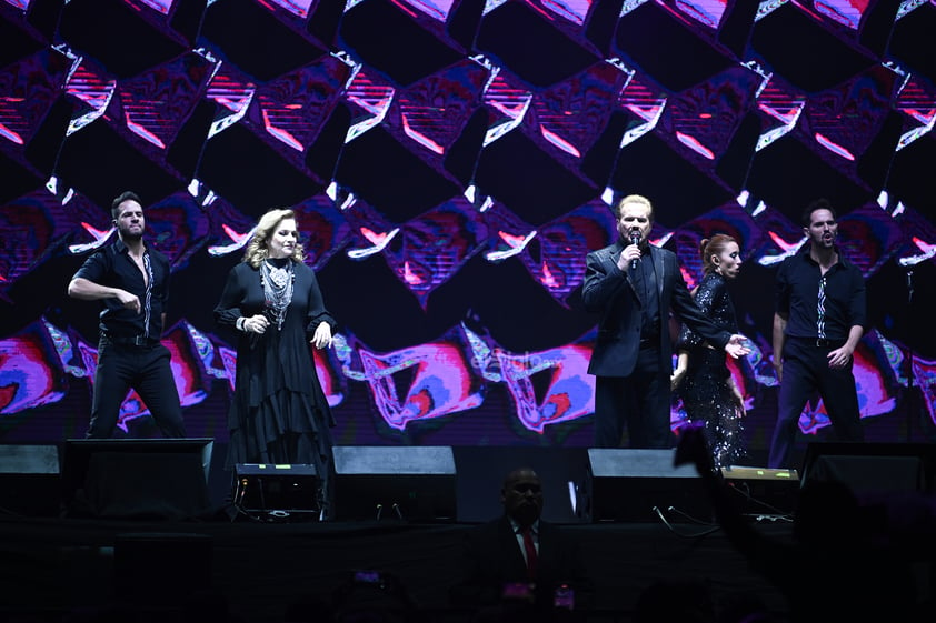 Pimpinela se presenta ante los laguneros en el Coliseo Centenario