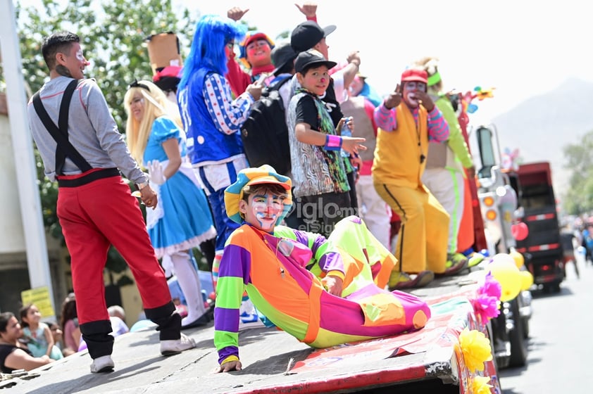 La Laguna vive el Desfile de la Primavera 2025