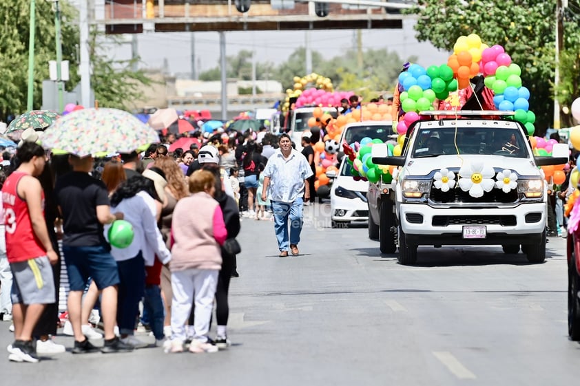 La Laguna vive el Desfile de la Primavera 2025