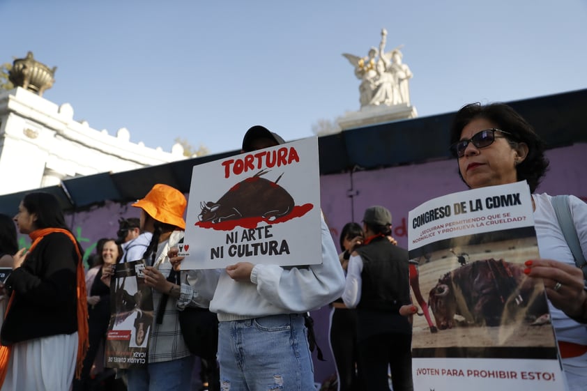 Congreso de Ciudad de México aprueba corridas de toros 'sin violencia'