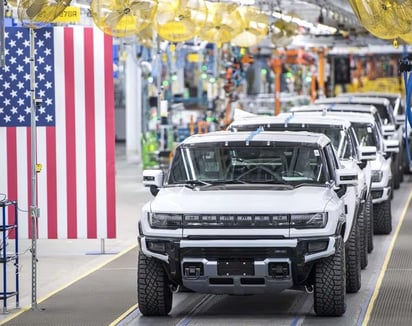 Chevrolet, la marca para el consumo masivo, entregó un millón 716 mil 280 vehículos, un 13.1 % de aumento. (ARCHIVO)