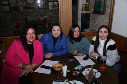 Monse Bustos, Mirna Guerrero, Ana Álvarez y Angie Guerrero (EL SIGLO DE TORREÓN/ENRIQUE CASTRUITA)