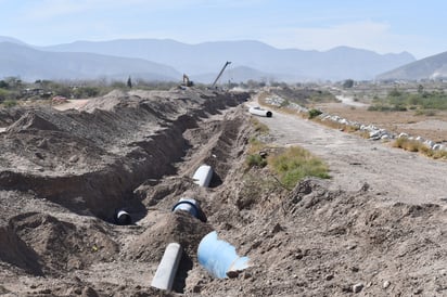Hasta ayer domingo el ingeniero Ignacio Ramírez, director del Sapal, no había emitido declaraciones al respecto del por qué no llegó el aforo de agua contemplada de Agua Saludable. (EL SIGLO DE TORREÓN)