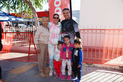 Familia Llorens Jiménez (EL SIGLO DE TORREÓN / ENRIQUE CASTRUITA)