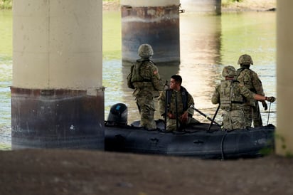 Guardia Nacional de Texas patrulla el río Bravo. (AP)