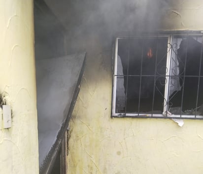 Incendios en colonia Rinconada Torremolinos de la ciudad de Gómez Palacio. (EL SIGLO DE TORREÓN)