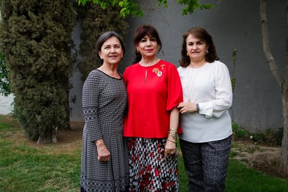 Alma, Lupita y Daniela.