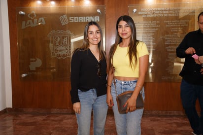 Marcela Castruita y Paola Soto.