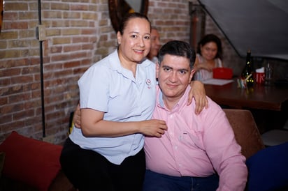 Patricia Salcido y Luis Gerardo Aguiñaga (EL SIGLO DE TORREÓN/ ENRIQUE CASTRUITA)
