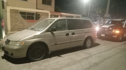 Aseguran camioneta robada en el Centro de Gómez Palacio