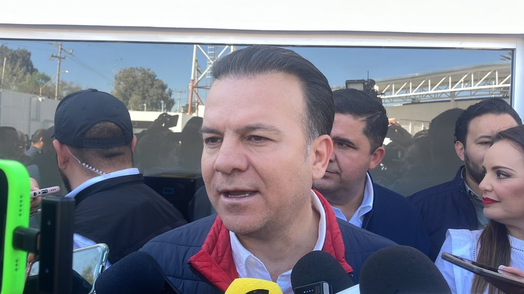 Imagen Atribuye gobernador de Durango a campañas las quejas por falta de insumos en Hospital Nuevo de Gómez Palacio