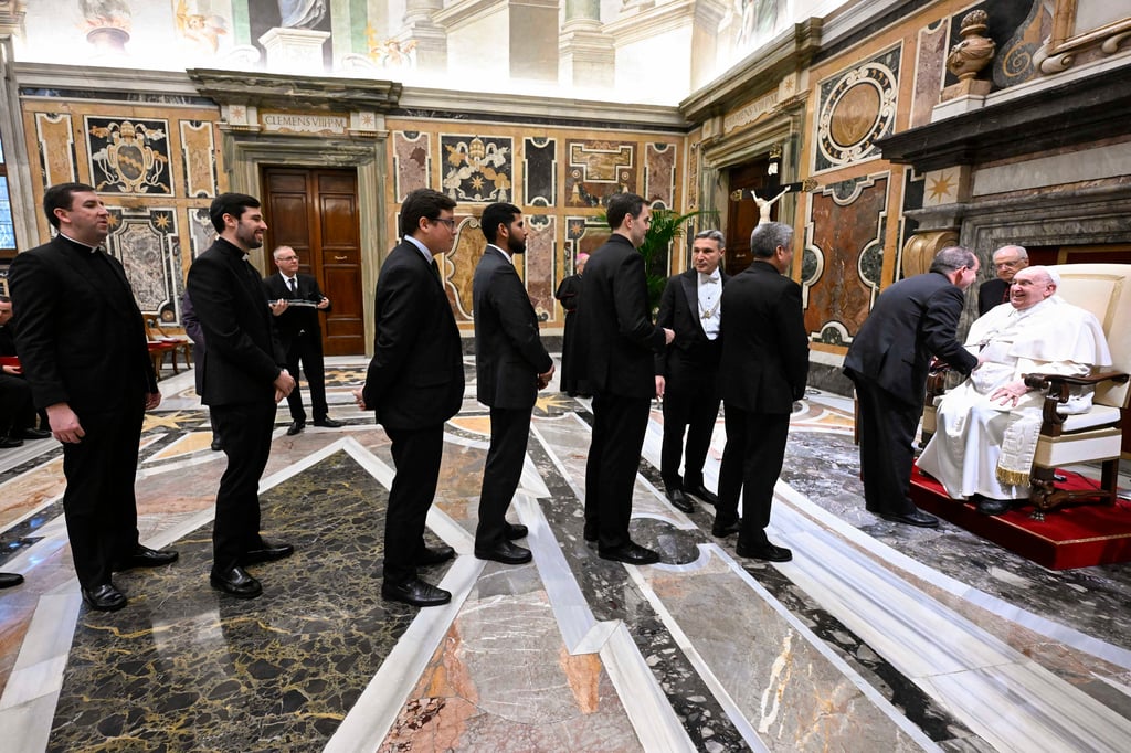 Imagen Papa Francisco continúa su tratamiento y sigue en vídeo los ejercicios espirituales