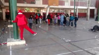 En la primaria Bruno Martínez, se organizó la posada alusiva a esta época decembrina. (EL SIGLO DE TORREÓN)