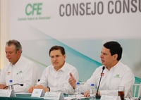 Cobertura. El gobernador, José Rosas Aispuro dijo que se dará cobertura a las necesidades de electricidad en zonas alejadas. (CORTESÍA)
