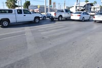 Desaparecen líneas de carriles y pasos