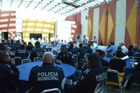 Festejo. Ofrecerán autoridades un desayuno con rifa de regalos y entrega de reconocimientos a los Policías Municipales. (EL SIGLO DE TORREÓN)