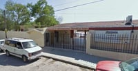 Durante un enfrentamiento entre sicarios y policías, el niño de entre 14 y 15 años estaba en las canchas de su secundaria cuando ocurrió la balacera. (ESPECIAL)