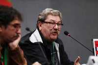 La frase pronunciada por Paco Ignacio Taibo II en la Feria Internacional del Libro de de Guadalajara (FIL Guadalajara) generó carcajadas por parte del público, pero ha sido motivo de críticas en redes sociales. (EL UNIVERSAL)