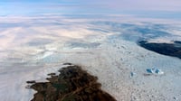 Es un fenómeno natural y temporal de enfriamiento y calentamiento de partes del océano. (AP)