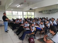 Éste martes se reanudaron las clases en el plantel, pero los maestros laboraron bajo protesta,para dar a conocer que su inconformidad continúa. (EL SIGLO DE TORREÓN)