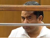 Joaquín García y sus dos coacusadas: Alondra Ocampo y Susana Medina Oaxaca, estuvieron presentes en la audiencia de este jueves en un tribunal de Los Ángeles, California. (ESPECIAL)