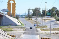  se colocarán dos filtros de revisión abajo del puente 'Solidaridad', que hace aproximadamente tres meses se reabrió el paso. (EL SIGLO DE TORREÓN)