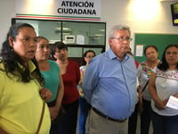 Comerciantes del Mercado Navideño manifestaron su inconformidad por la reubicación que les anunció el Ayuntamiento. (EL SIGLO DE TORREÓN)