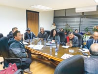 El secretario de Educación se reunió con docentes del Movimiento Base Magisterial el martes por la tarde en Durango. (EL SIGLO DE TORREÓN)