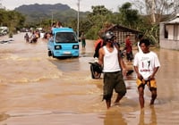 Doce más están desaparecidas a causa del tifón Phanfone, que golpeó la región central del país el día de Navidad. (EFE)