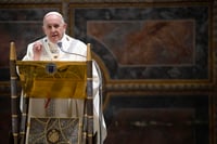 El Papa Francisco decidió que el fundador del Colegio Cumbres de Saltillo siga como parte de los Legionarios de Cristo, para que éstos se aseguren que “lleve una vida que corresponda con su condición de religioso apartado del estado clerical”. (ARCHIVO)