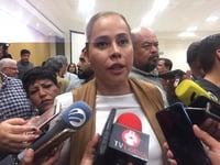 La alcaldesa de Gómez Palacio, Marina Vitela Rodríguez, dice que respalda a los funcionarios públicos que hacen bien su trabajo. (EL SIGLO DE TORREÓN/ANGÉLICA SANDOVAL)