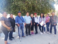 Simpatizantes de la organización Antorcha Campesina entregaron un pliego petitorio en la presidencia. (EL SIGLO DE TORREÓN) 