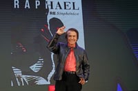 No para. De su regreso a la actuación, Raphael dijo que también tiene planes de volver al cine, pero hasta que finalice su gira. (ARCHIVO)