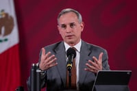 Durante la conferencia de hoy, López-Gatell reiteró lo dicho ayer, cuando señaló que los centros comerciales, cines, teatros, museos, eventos culturales y conciertos; iglesias, templos, sinagogas y mezquitas podrán operar con 25% de aforo.
(EFE)