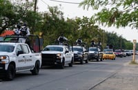 Habitantes y familiares de los 15 indígenas ikoots asesinados en San Mateo del Mar exigieron justicia a más de un mes de los hechos, al paso del presidente Andrés Manuel López Obrador a la región del Istmo de Tehuantepec para supervisar las obras del Corredor Interoceánico. (ARCHIVO)
