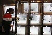 La cápsula estándar tiene 85 centímetros de ancho por 85 centímetros de alto y 2 metros de largo. (EFE) 