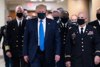Médicos aseguran que Donald Trump evoluciona 'muy bien'