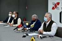 Reducen en La Laguna aforo en comercios y cierran tianguis